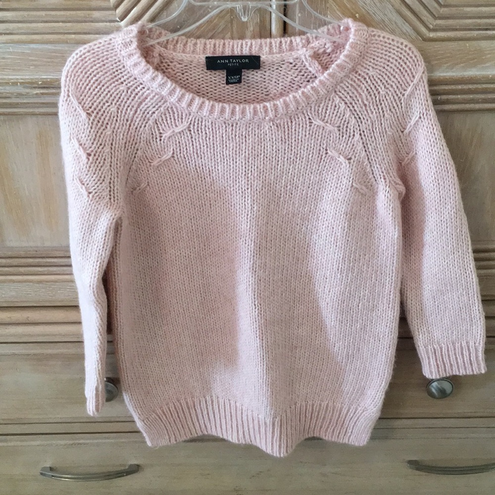 Ann Taylor Petite sweater 💕